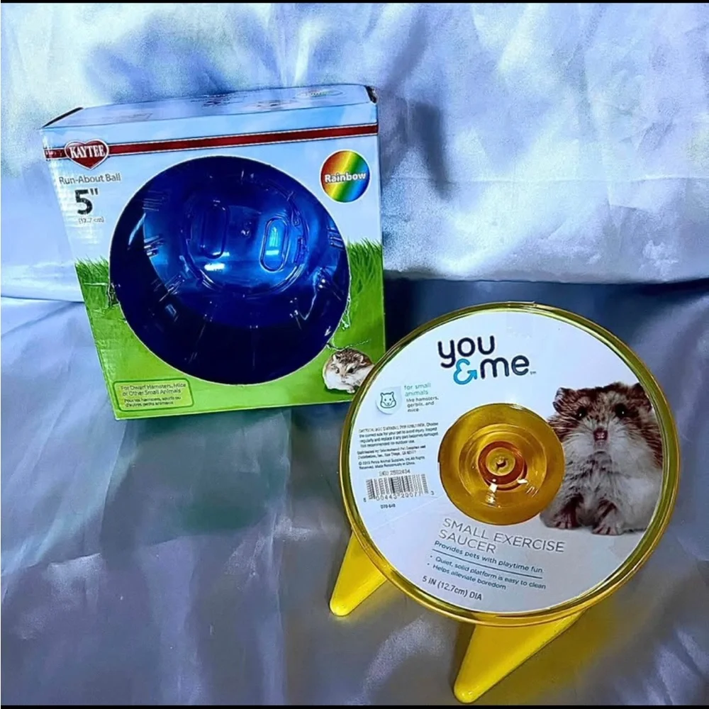 KAYTEE Run-About Ball & YOU & ME Small Exercise Saucer Set NWT 2 Items